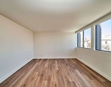145 S Maple Drive - Photo Thumbnail 23