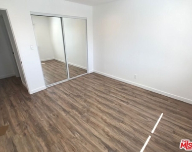 601 N Normandie Avenue - Photo Thumbnail 7