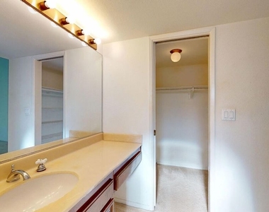 21930 Marylee Street - Photo Thumbnail 17