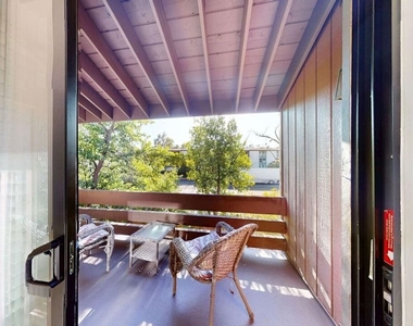 21930 Marylee Street - Photo Thumbnail 16