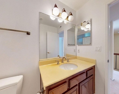 21930 Marylee Street - Photo Thumbnail 23