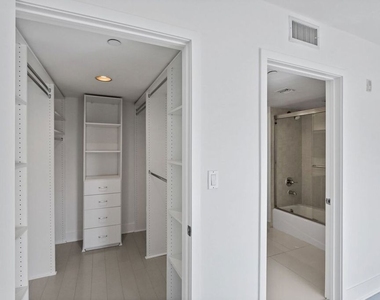 1518 Federal - Photo Thumbnail 9