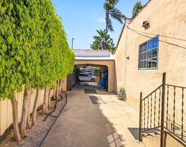 2940 Cardiff Avenue - Photo Thumbnail 24