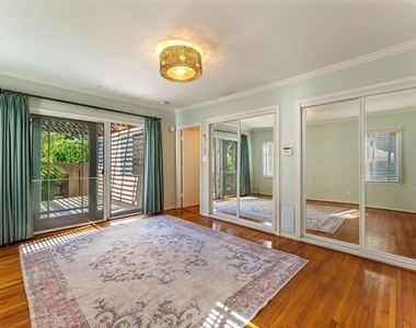 2940 Cardiff Avenue - Photo Thumbnail 7