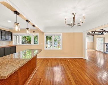 2940 Cardiff Avenue - Photo Thumbnail 5