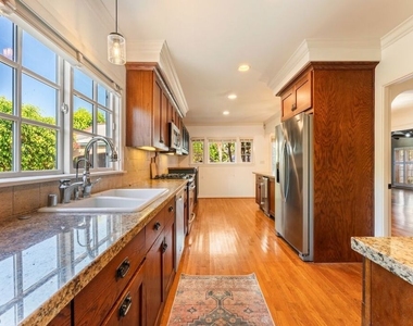 2940 Cardiff Avenue - Photo Thumbnail 5