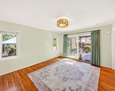 2940 Cardiff Avenue - Photo Thumbnail 16