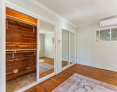 2940 Cardiff Avenue - Photo Thumbnail 12