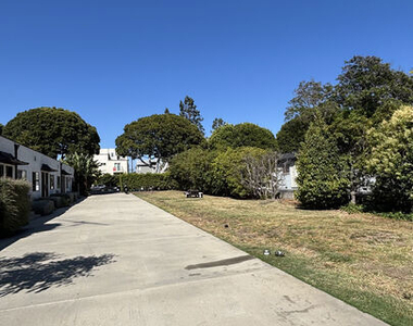 2437 Centinela Avenue - Photo Thumbnail 11
