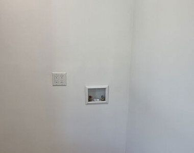 2437 Centinela Avenue - Photo Thumbnail 10
