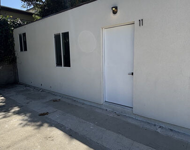 2437 Centinela Avenue - Photo Thumbnail 13