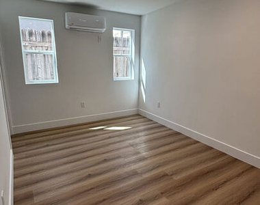 2437 Centinela Avenue - Photo Thumbnail 1