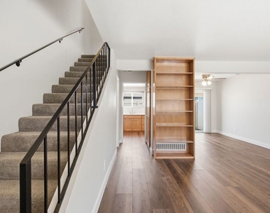 7928 Virginia Street - Photo Thumbnail 2