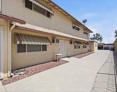 7928 Virginia Street - Photo Thumbnail 19