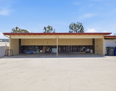 7928 Virginia Street - Photo Thumbnail 18