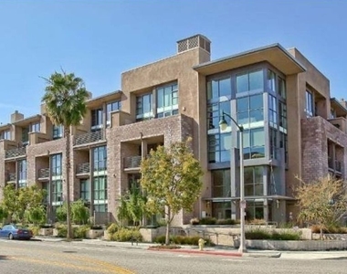 13045 Pacific Promenade - Photo Thumbnail 11