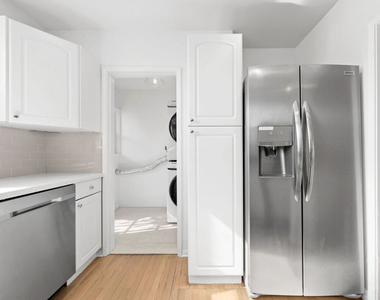 11345 Cashmere Street - Photo Thumbnail 5