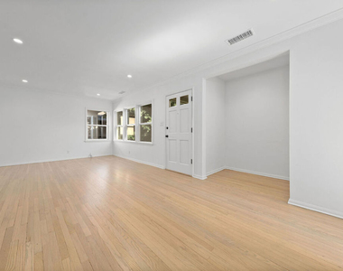 11345 Cashmere Street - Photo Thumbnail 15