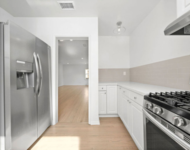 11345 Cashmere Street - Photo Thumbnail 6