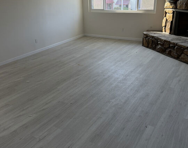 1522 Dixon Street - Photo Thumbnail 1