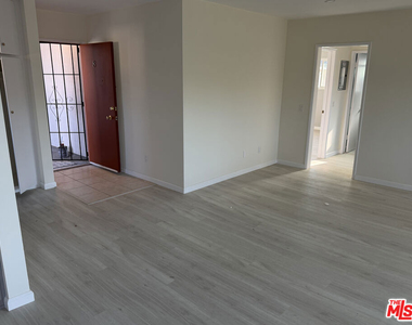 1522 Dixon Street - Photo Thumbnail 12