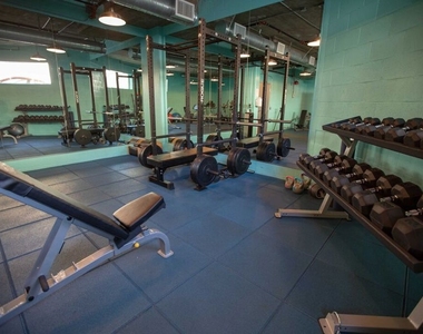 11715 W Bellagio Road - Photo Thumbnail 26