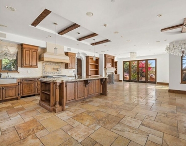 1111 Stradella Road - Photo Thumbnail 7