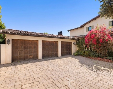 1111 Stradella Road - Photo Thumbnail 34