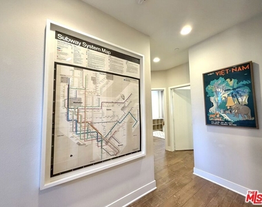 2753 Waverly Drive - Photo Thumbnail 27