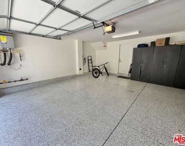 2753 Waverly Drive - Photo Thumbnail 41