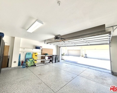 2753 Waverly Drive - Photo Thumbnail 40