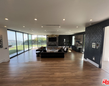 2110 Hercules Drive - Photo Thumbnail 13