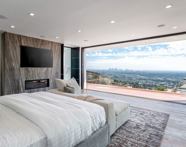 2110 Hercules Drive - Photo Thumbnail 5