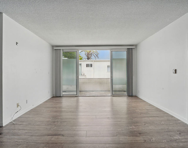 930 3rd Street - Photo Thumbnail 10