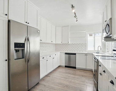 930 3rd Street - Photo Thumbnail 2