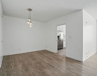 930 3rd Street - Photo Thumbnail 31