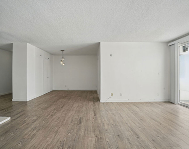 930 3rd Street - Photo Thumbnail 14