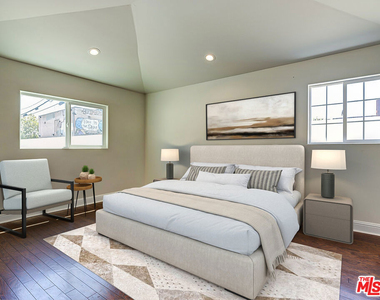 712 N Vista Street - Photo Thumbnail 20