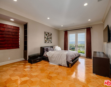 18047 Karen Drive - Photo Thumbnail 28