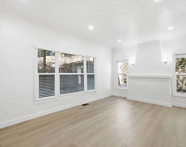 1536 Lemoyne Street - Photo Thumbnail 1