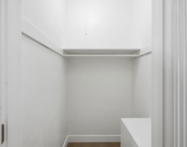 1536 Lemoyne Street - Photo Thumbnail 9