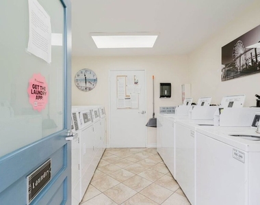 2721 2nd Street - Photo Thumbnail 17