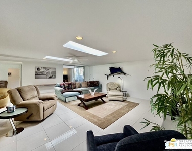 197 Desert Lakes Drive - Photo Thumbnail 12