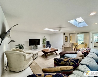 197 Desert Lakes Drive - Photo Thumbnail 10