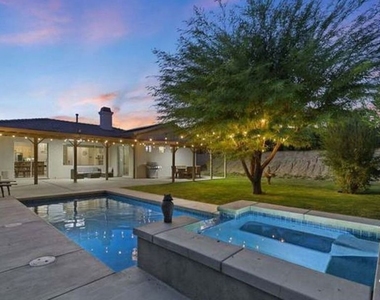 13762 Starlight Way - Photo Thumbnail 7