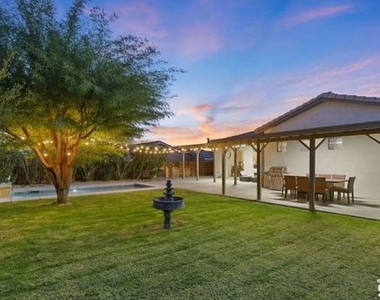 13762 Starlight Way - Photo Thumbnail 9