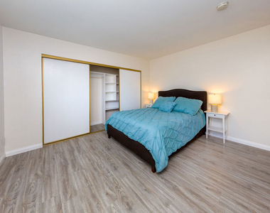 5848 Hazeltine Avenue - Photo Thumbnail 9
