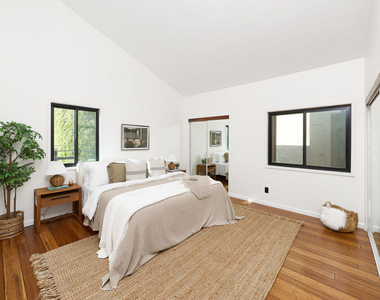 12601 Matteson Avenue - Photo Thumbnail 19