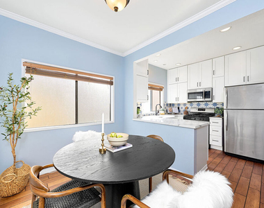 12601 Matteson Avenue - Photo Thumbnail 2