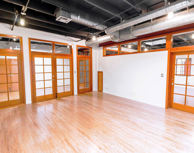 5401 W Alvern Circle - Photo Thumbnail 7